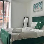 2 Bedroom Modern City Centre Apartment - With Balcony